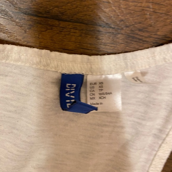 Men’s H&M Divided Tank Top - Picture 2 of 2